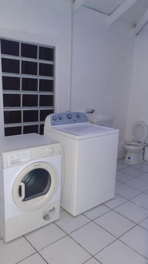 Calinago Friendly Family Sxm Bed and Breakfast Philipsburg  Exteriör bild